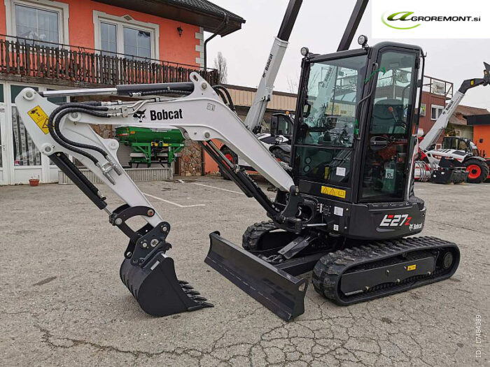 BOBCAT E27z